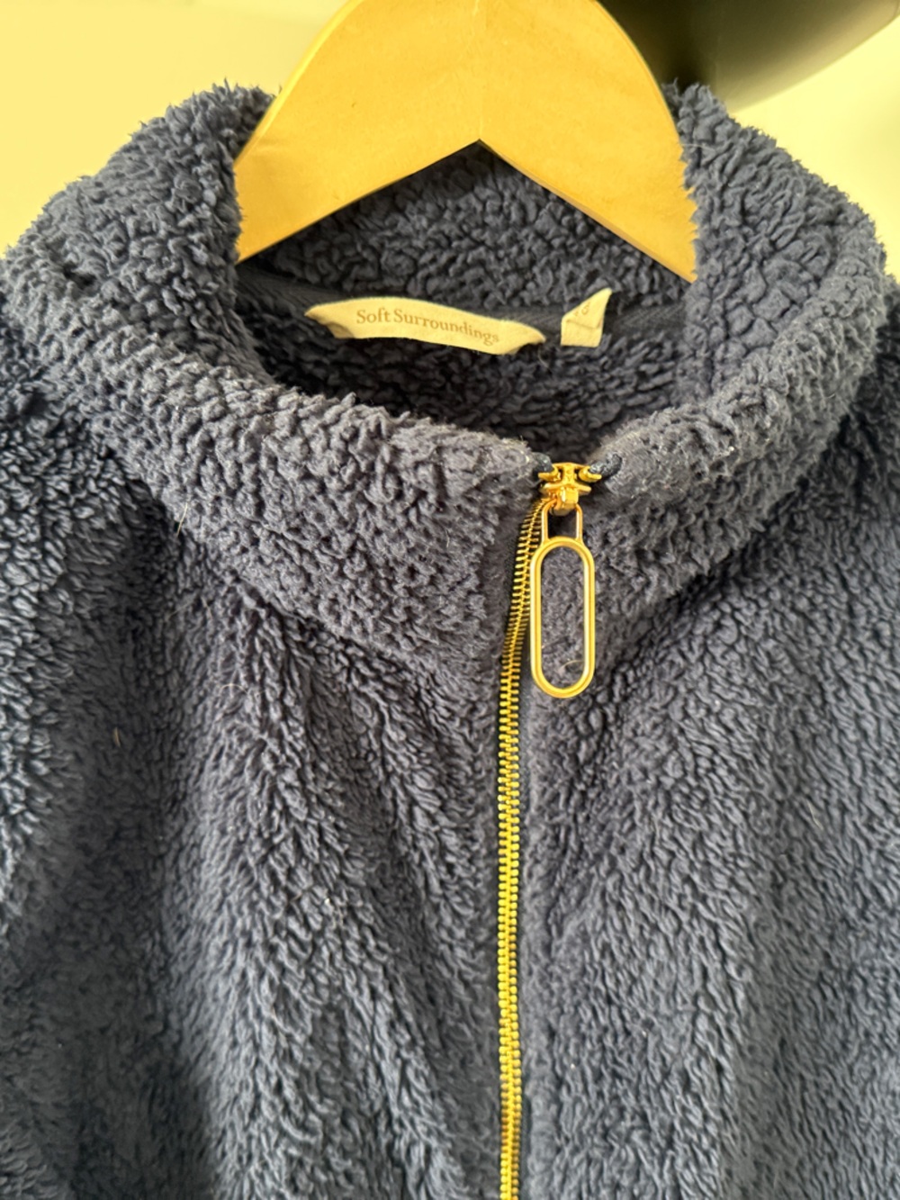 Soft Surroundings Sherpa Jacket With Pockets, Gold Tone Zipper
